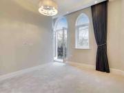 4 Bedroom Apartment Flat