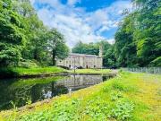 4 bedroom apartment for rent in Hallas Bridge,...