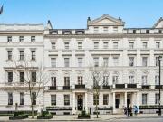 4 Bedroom Apartment For Rent In London