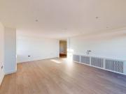4 bedroom apartment for rent in Lyndhurst Court,...