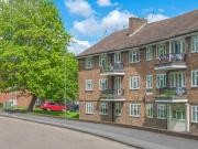 4 Bedroom Apartment For Sale In London