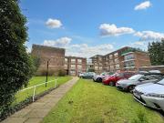 4 bedroom apartment for sale in Sommerville Court, Park...