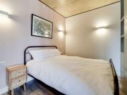 4 Bedroom Apartment H Has an Apartment