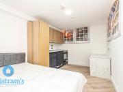 4 Bedroom Apartment House to Rent