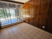 4 bedroom apartment to let in glenhazel
