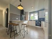 4 bedroom apartment to rent