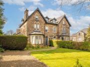 4 bedroom apartment to rent