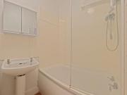 4 bedroom apartment to rent