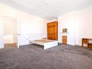 4 bedroom apartment to rent