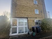 4 bedroom Apartment to rent