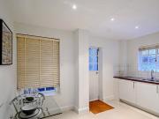 4 bedroom Apartment to rent