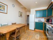 4 Bedroom Apartment to Rent at Edinburgh, Newington,...
