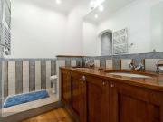 4 Bedroom Apartment with parking, Chiado, Lisboa