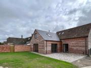 4 Bedroom Barn Conversion For Rent In Longcot, Faringdon