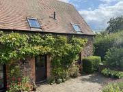 4 Bedroom Barn Conversion For Rent In Shrewsbury