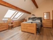 4 bedroom barn conversion for sale in Tan House Lane,...