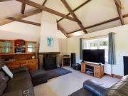 4 bedroom barn conversion to rent