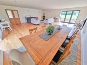 4 bedroom barn conversion to rent