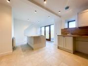 4 bedroom barn conversion to rent