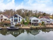 4 bedroom bungalow for sale