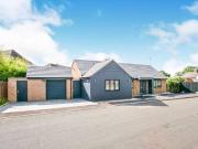 4 bedroom bungalow for sale in Bedwell Hey Lane...