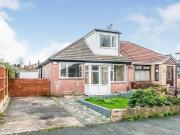 4 bedroom bungalow for sale in Grasscroft Road Hindley...