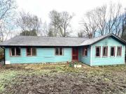 4 Bedroom Bungalow For Sale In Llanfyllin, Powys