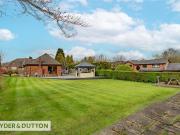 4 Bedroom Bungalow Oldham Oldham 90355486