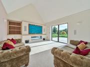 4 bedroom bungalow to rent