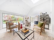 4 bedroom bungalow to rent