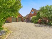 4 bedroom chalet for sale