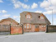 4 Bedroom Chalet For Sale In Halfway, Sheerness