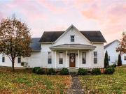 4 bedroom, Charleston IL 61920 96707357