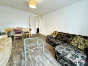 4 bedroom coach house to rent