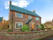 4 bedroom cottage for sale