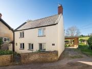 4 bedroom cottage for sale