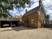 4 bedroom cottage for sale