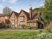 4 bedroom cottage for sale