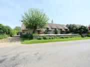 4 Bedroom Cottage House 4 Bedroom Cottage House