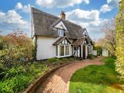 4 bedroom cottage to rent