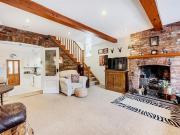 4 bedroom cottage to rent