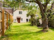 4 bedroom cottage to rent