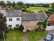 4 bedroom country house for sale