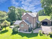 4 bedroom country house for sale