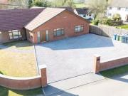 4 bedroom detached bungalow for rent in Church Lane,...