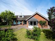 4 bedroom detached bungalow for sale