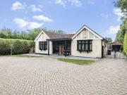 4 bedroom detached bungalow for sale