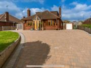 4 bedroom detached bungalow for sale