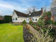 4 bedroom detached bungalow for sale