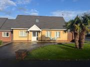4 bedroom detached bungalow for sale